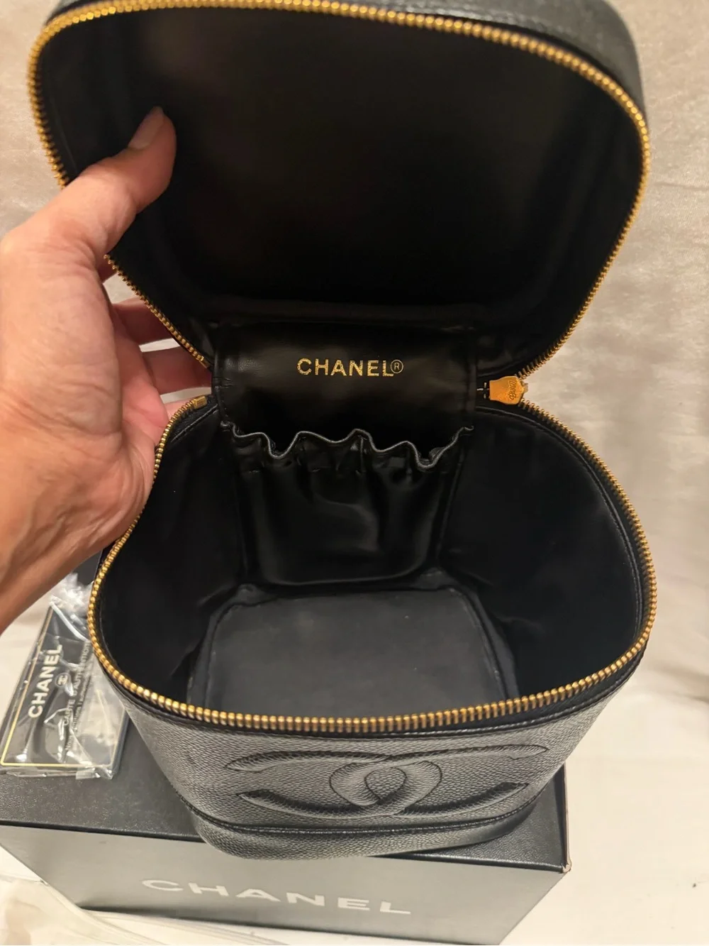 CHANEL vanity tall